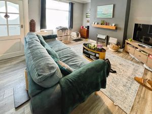 Lounge- click for photo gallery